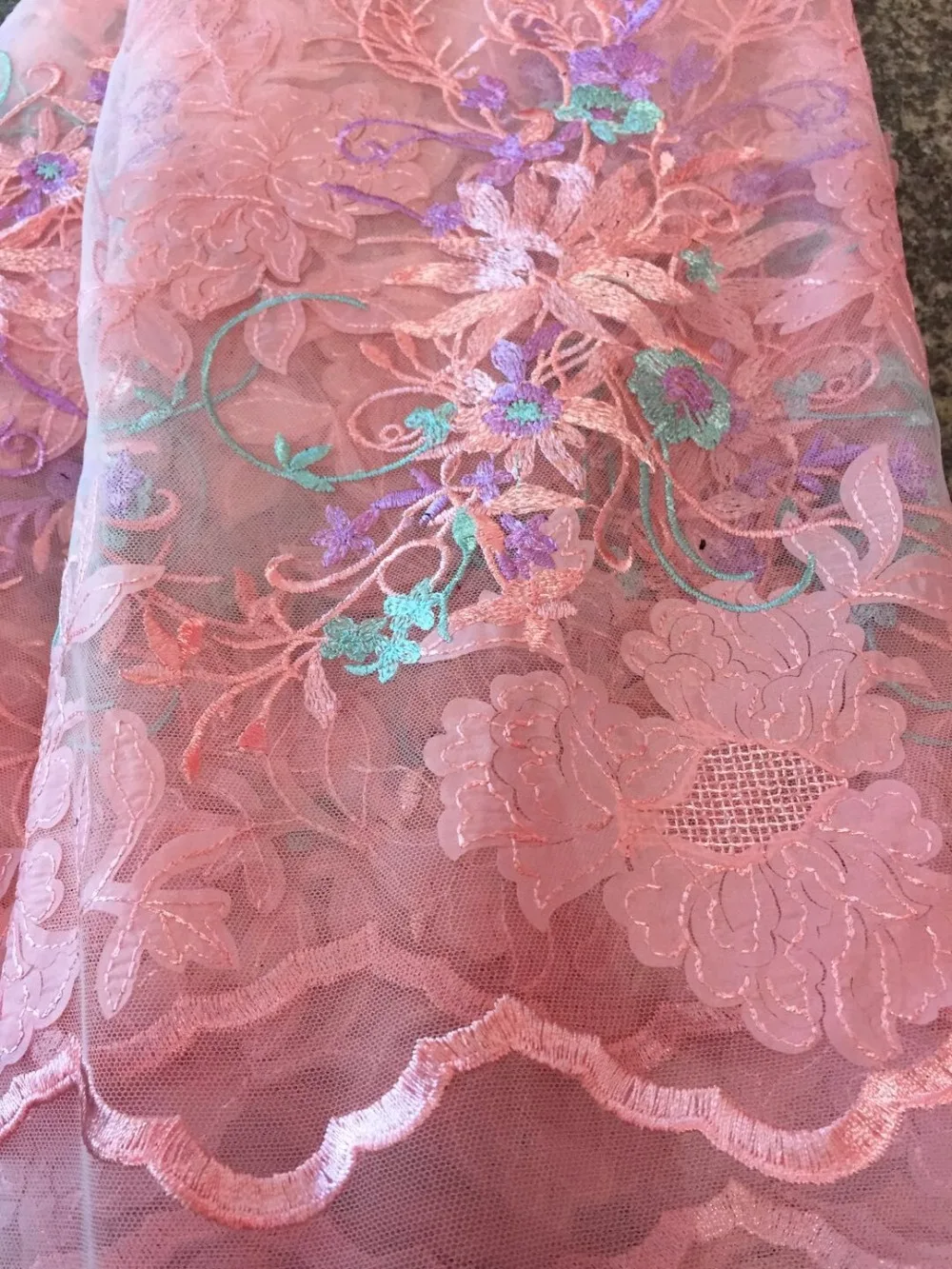 Buy Latest Popular Designs Pink 3 D flowers