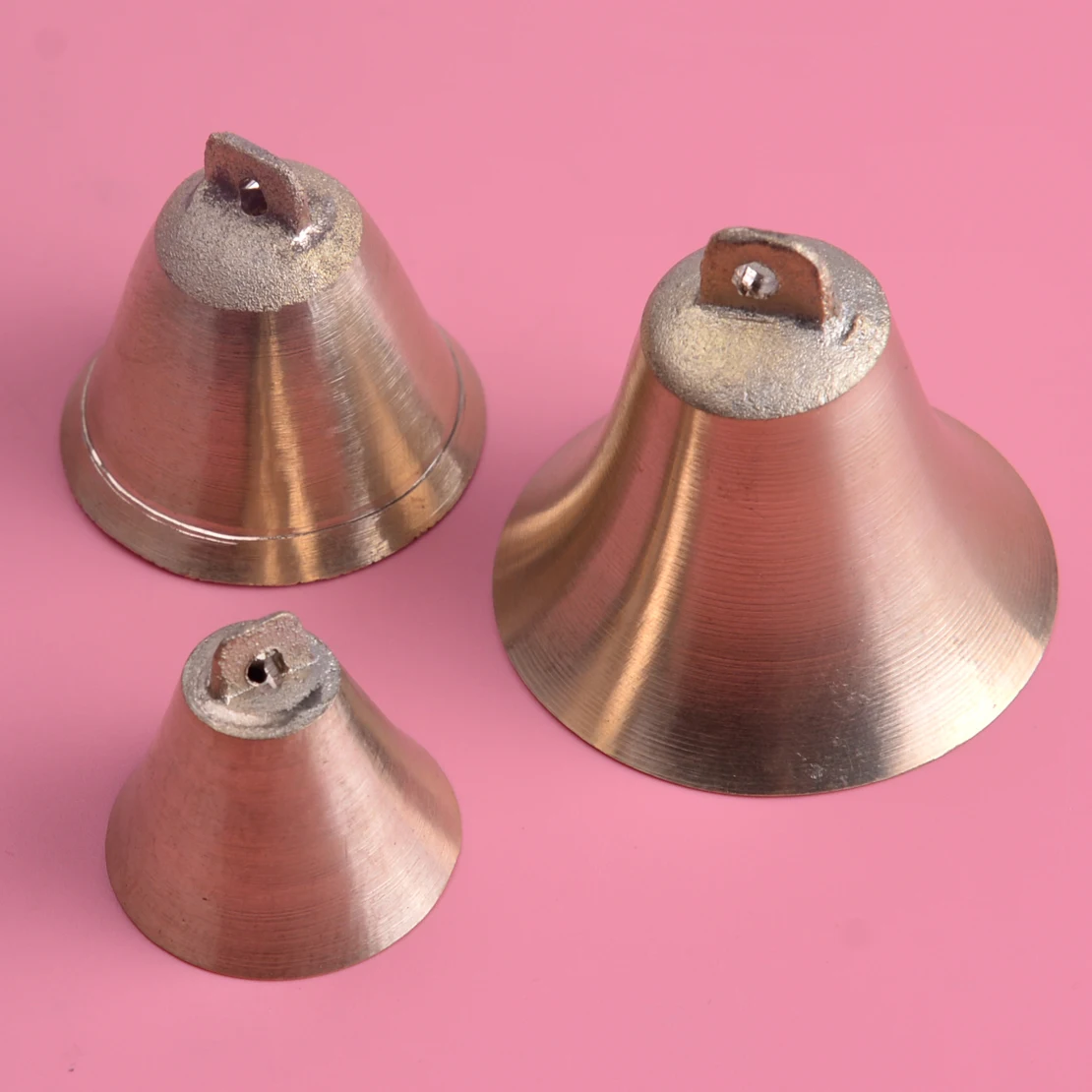 

LETAOSK 1Pc Super Loud Brass Pure Copper Bells for Cow Horse Sheep Dog Animal Grazing Cattle Farm
