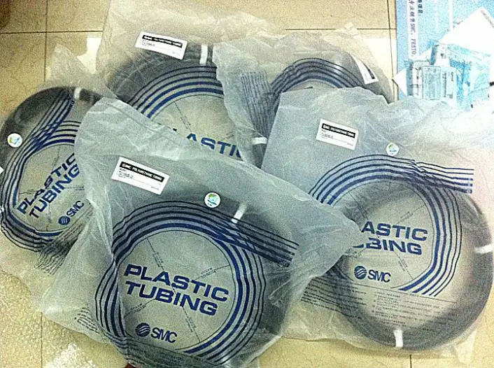 

SMC pneumatic Black air hose TU1065B-20 Inside diameter 6.5mm External diameter 10mm Hose length 20m