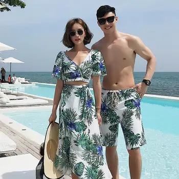 

Couples swimwear one piece swimsuit women dress swimsuit blue striped men shorts beach wear maillot de bain femme une piece