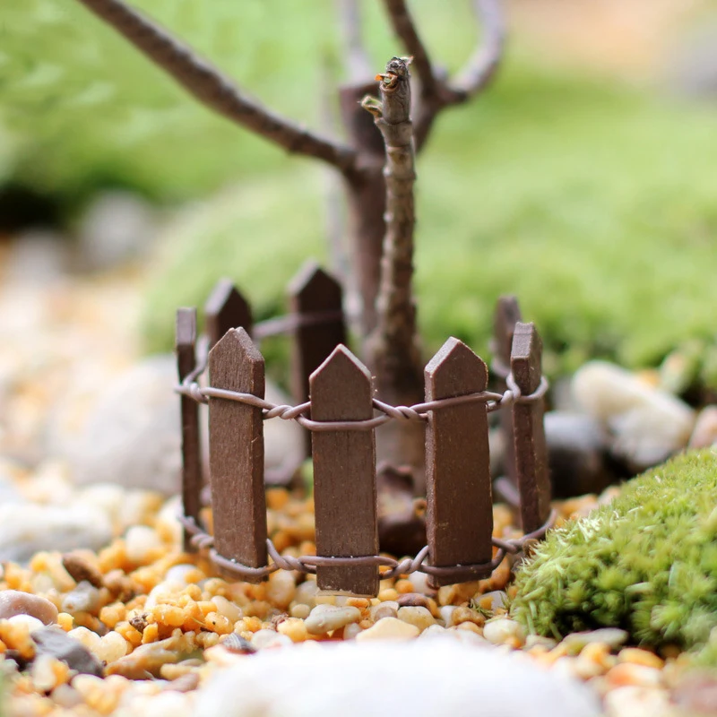 

10 Colors For Garden Cute Fleshiness Home Decoration Wooden High Quality Fence Microlandschaft Kawaii 1PC New Miniatures Mini