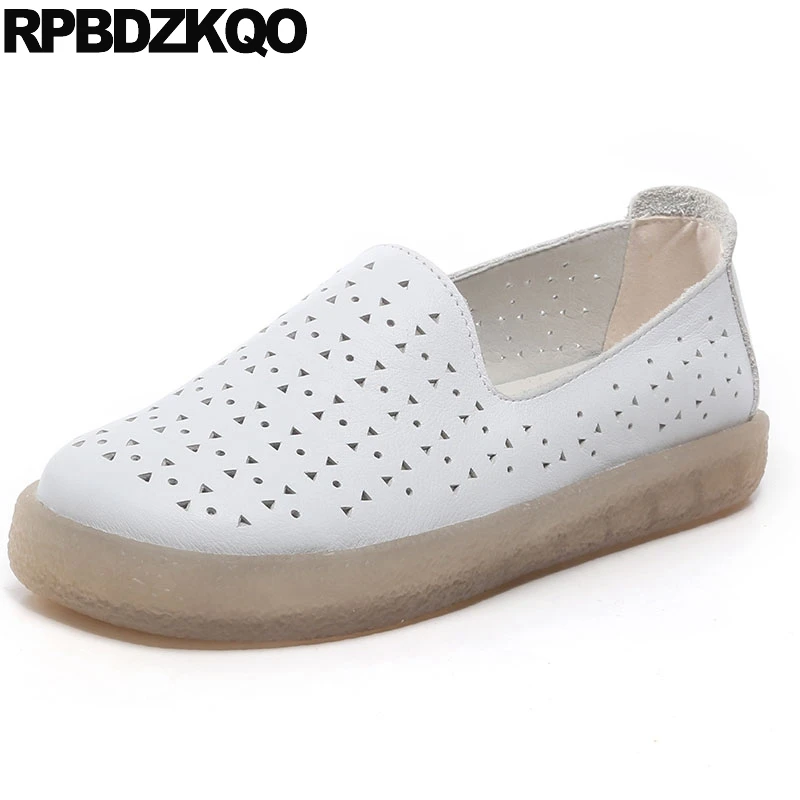 Driving Hollow Out 5 White Women 2018 China Flats Leisure Shoes Thick Sole Breathable Nurse Elderly Sandals Maternity Walking