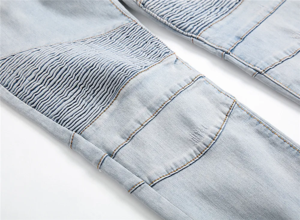 4238475460_1518810607