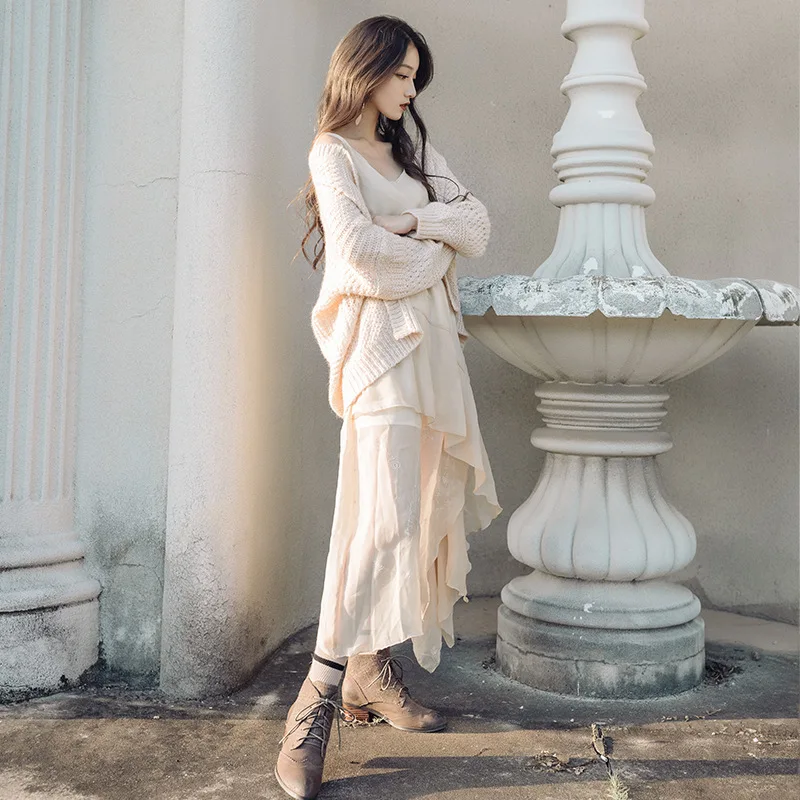 

Pale Apricot Knitted Cardigan Female Loose outside the Ride 2018 Autumn New Style Artistic Vintage Wild Sweater Coat Top