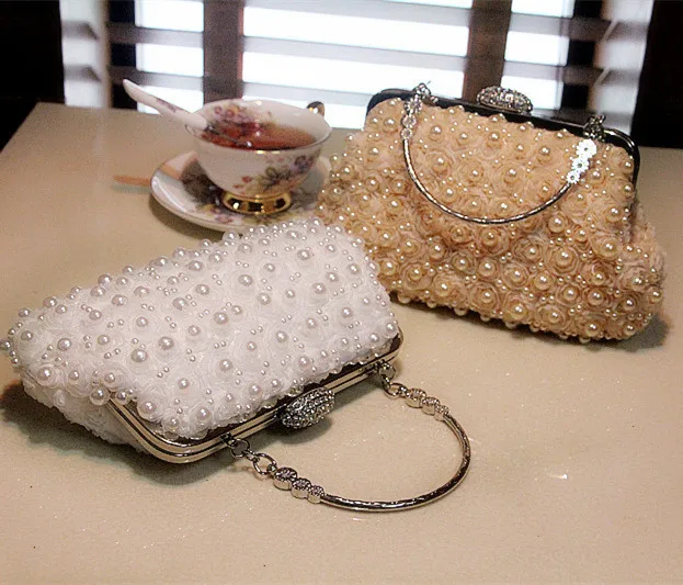 Rhinestone Flower Day Dlutch Chain Messenger Bag New Arrival 2017 Pearls Women s Handbag Ladies Exquisite