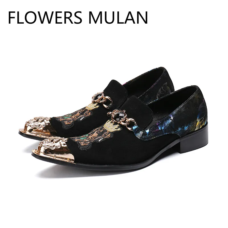 

2018 Winter New Men Dress Shoes Black Suede Embroider Dog With Crown And Rose Gentleman Brogue Shoes Metallic Gold Toe Slip On