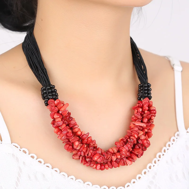 

Korean version of glare natural crystal short necklace female long section multi-layer sweater chain fresh and colorful personal