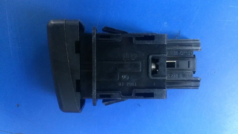 

hazard switch passenger SRS INDICATOR switch for mazda 3 2003-2010 BK OEM:BP4K-66-4H0