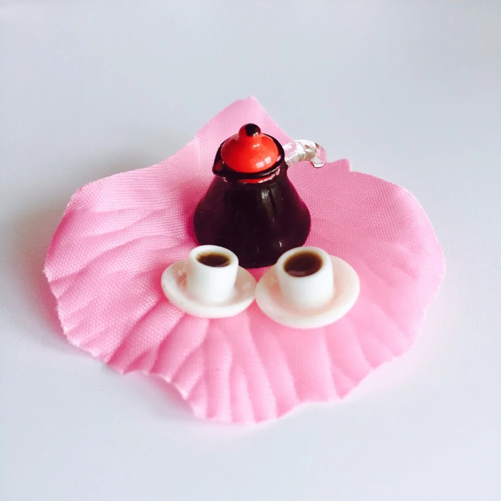 

Mini Coffee Pot & Cups Saucer Set 1:12 Dollhouse Miniature Furniture Toys Food Kitchen Living Room Doll House Accessories