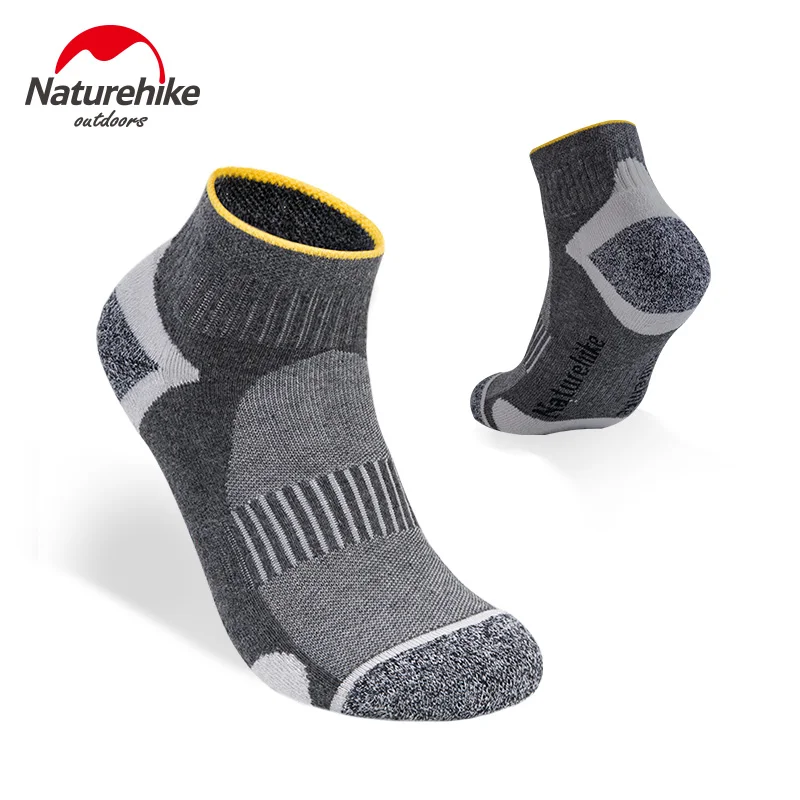 thin sports socks