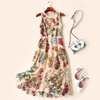 

New 2019 Women s Dresses European Station Show Sleeveless Embroidery Medium length Dress Dresses