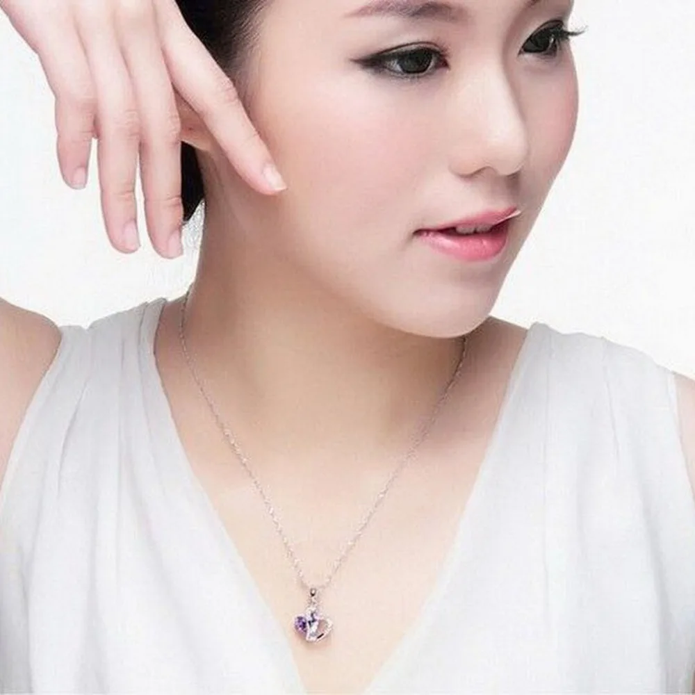 

Zircon Heart Long Necklace Sweater Chain Fashion Fine Metal Chain Crystal Rhinestone Heart Pendant Necklaces Dropshipping