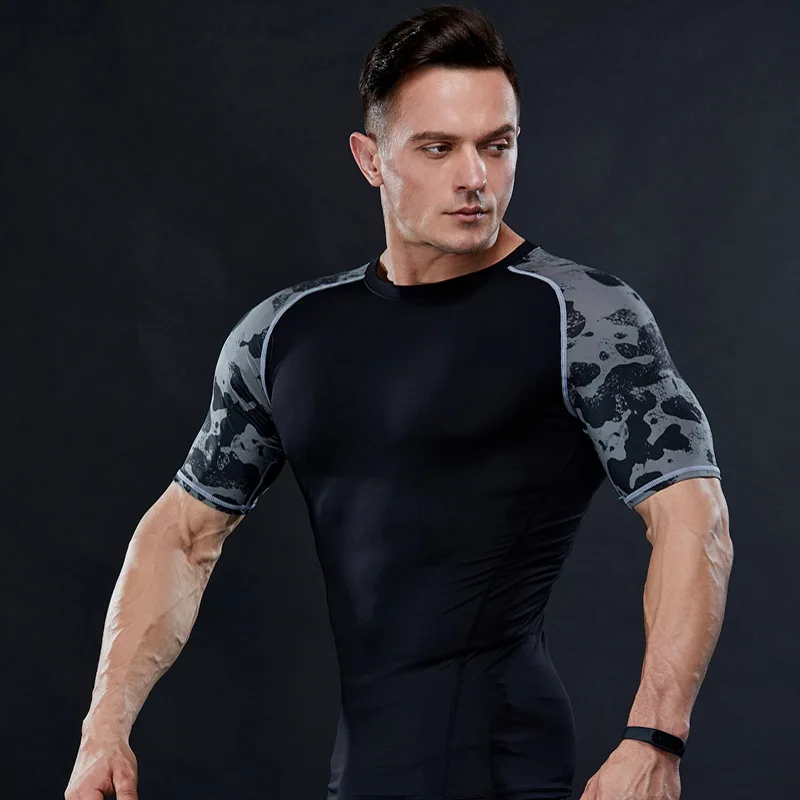 

Men Short Sleeve Camouflage Shirts Casual T-shirt Harajuku O-neck Tops Tees Summer Cool Tee for Male T-shirt Mens Clothing