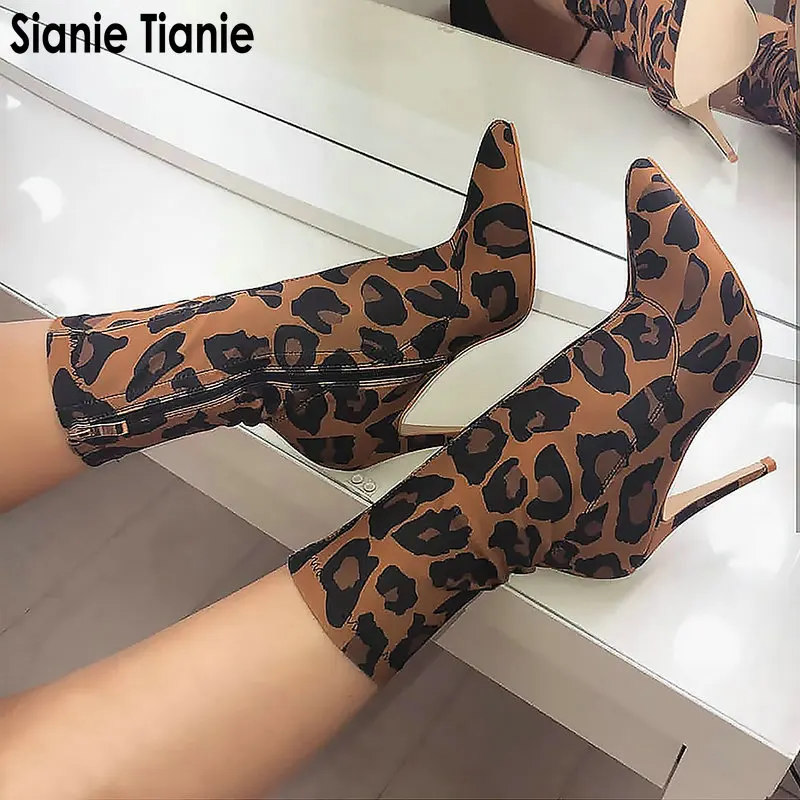 Stylets Cheville Tissu Pointu Femme Chaussures Imprimé Sianie Bout Stretch Bottes Hauts Minces Sexy Talons Chaussons Tianie Leopard Léopard De Mode TqxExOaB8