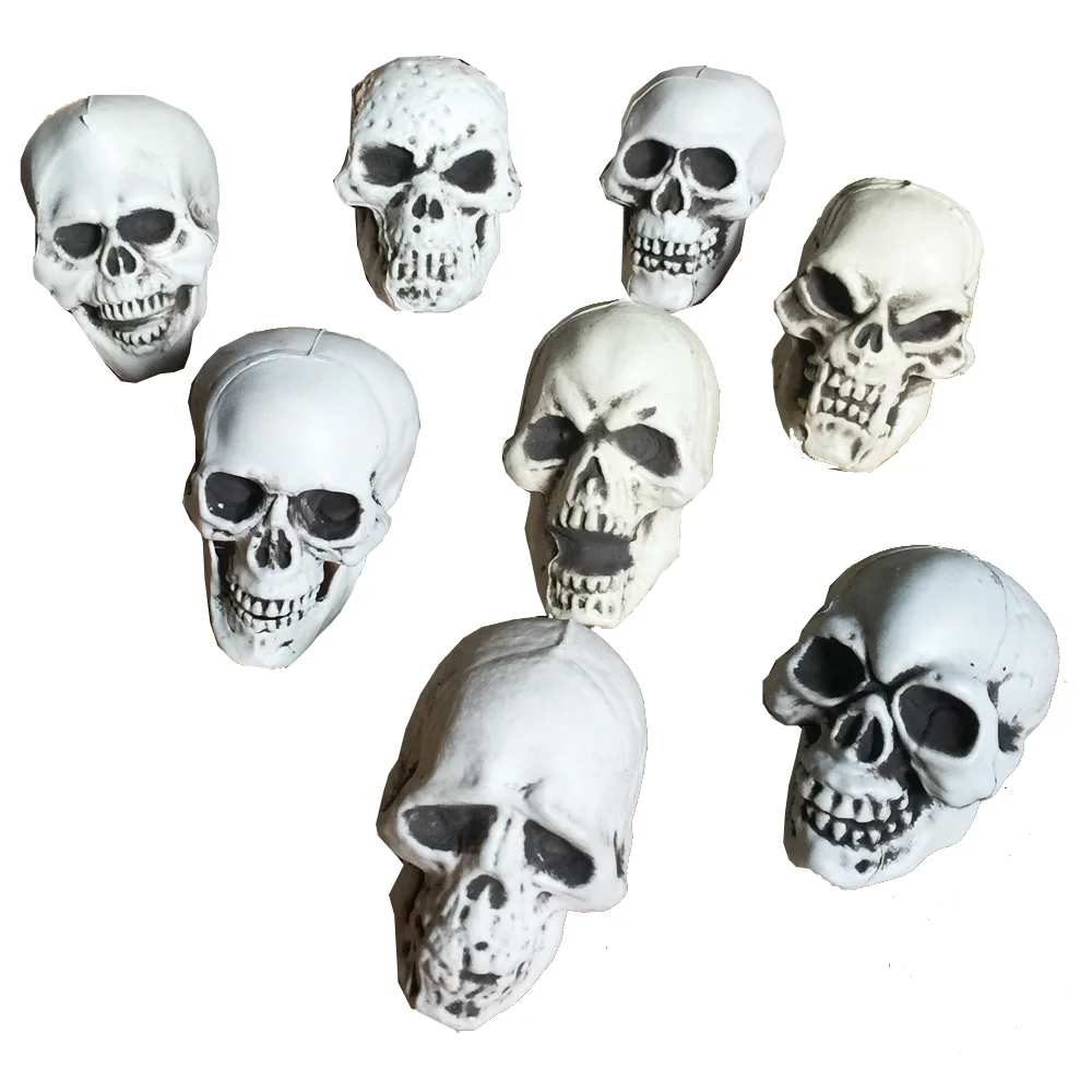 small skulls1