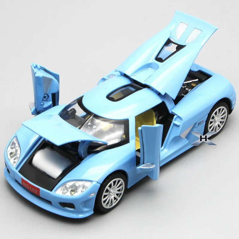 Для Konigsberg Супер гоночный автомобиль модель четыре двери тянуть назад детские игрушки световые звуковые эффекты спортивная модель