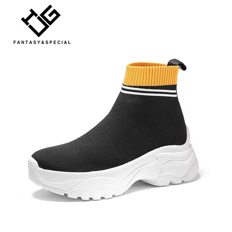 

IGU Sock Boots Woman Platform Slip-on Female Casual Shoes 2018 Winter Short Fashion Sock Short Boots Platform Stretch Fabric