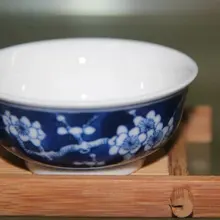 Китайская уникальная чайная чашка кунг-фу ручная роспись синяя и белая кружка для Пуэра Цзиндэчжэнь керамические, белые фарфоровые изделия чайный сервиз Орхидея слива