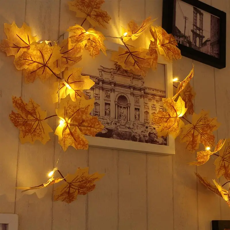 

2.2M Fairy String Lights Waterproof 20 LED Maple Leaves Lights Battery Operated For Outdoor Home Christmas Parties Decoration