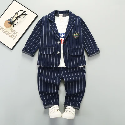 Детские костюмы комплекты из 3 предметов детская одежда Полосатое пальто+ футболка+ штаны костюм для отдыха для маленьких мальчиков от 1 до 5 лет, X264 - Цвет: Синий