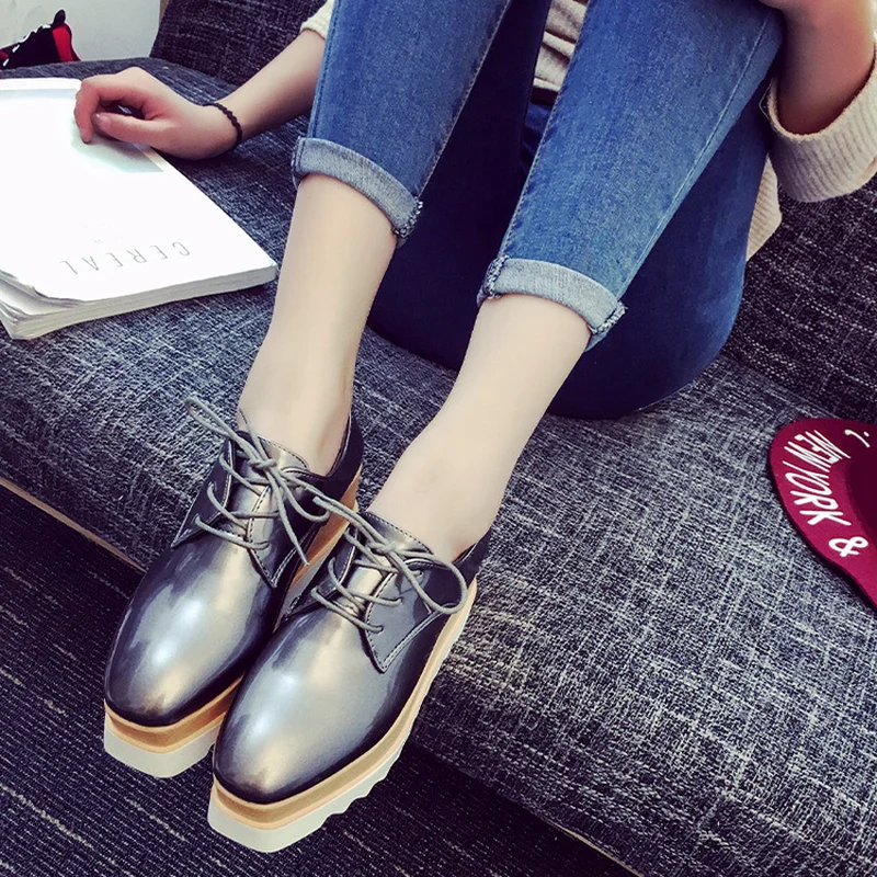 

Spring Casual Solid Flat Women Shoes Leather Lace-Up Square head Loafers Flat Platforms British Style Ladies Oxfords QQ-23