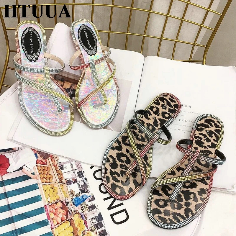 

HTUUA Brand Designer Slides Women Flat Slippers Glitter Crystal Band Flip Flops Beach Shoes Woman Summer Outside Sandals SX2752