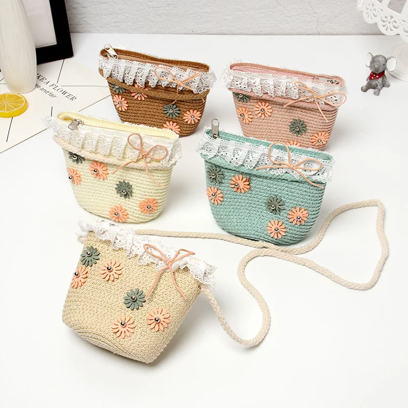 

QZH Girl Summer Straw Beach Bag Kids Flowers Purse Handbag Baby Girl Rattan Shoulder Bags Children Messenger Bag