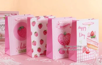 

18x24x8cm Pink Creative Strawberry Gift Paper Bag Cookie Candy Party Wedding Valentine's Day Chocolate Packagin Gift Bags