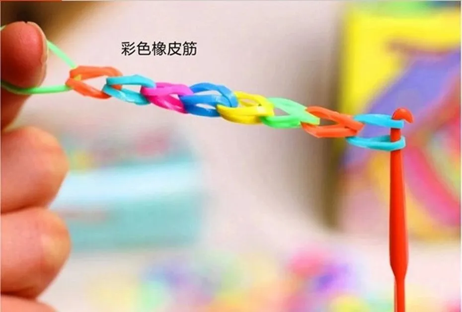 Мода подарок Loom Bands Наборы эластичной резинки Комплект DIY Браслеты браслет яркая детская игрушка в подарок, прозрачная упаковка коробки