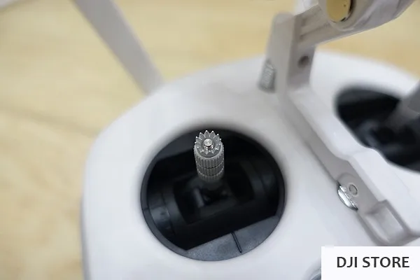 Freeshipping DJI Phantom 3 Advanced Drone With 2 Battery With HD 1080p Camera And 3 Axis Gimbal Rc Helicopter