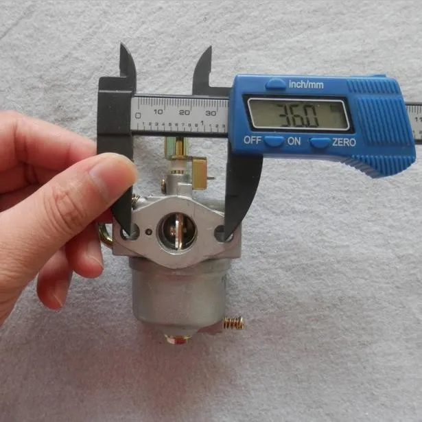 CARBURETOR  MITSUBISHI GM82 P154 4