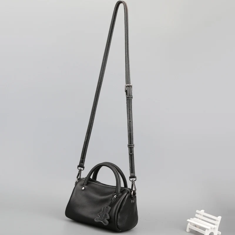 Trendy casual women leather handbags Premium Litchi pattern Hand bag Mini bag Simple Calfskin Shaped women Messenger bag