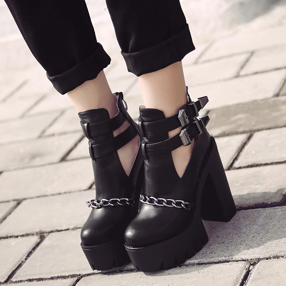 Фирменный дизайн; красивые летние ботинки на платформе; женская обувь; обувь черного цвета на высоком массивном каблуке с пряжкой; женские ботинки