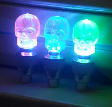 2PC 3 colors Wheel Tire Valve Sealing Cap Skull Shape LED Light Lamp Vibration On/ Off Fit Bicycle Motorbike Car Universal