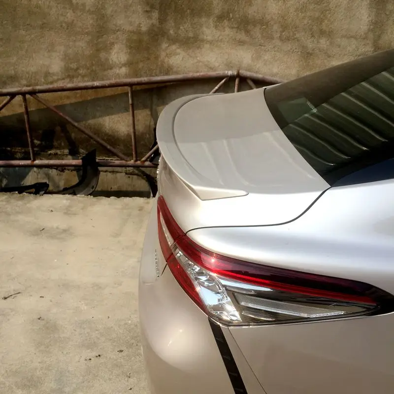 

Car Accessories ABS Plastic Material Unpainted Color Exterior Rear Trunk Boot Wing Lip Roof Spoiler Fit For Toyota Camry 2018