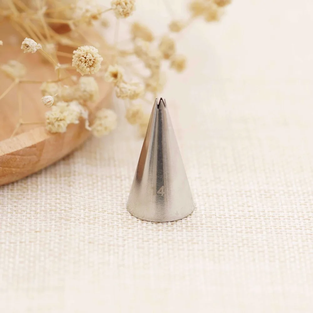 

#14 Small Size Open Star Icing Nozzle Piping Tip Cake Decorating Tips Royal Icing Pastry Tip Tools Bakeware Stainless Steel