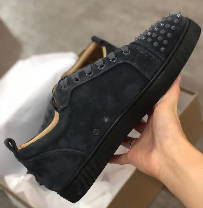 2019 Luxury Sneaker Studded Spikes men trainers Red Bottom Shoes Top quality GREY NEW Designer Brand Flats 100% Genuine Leather