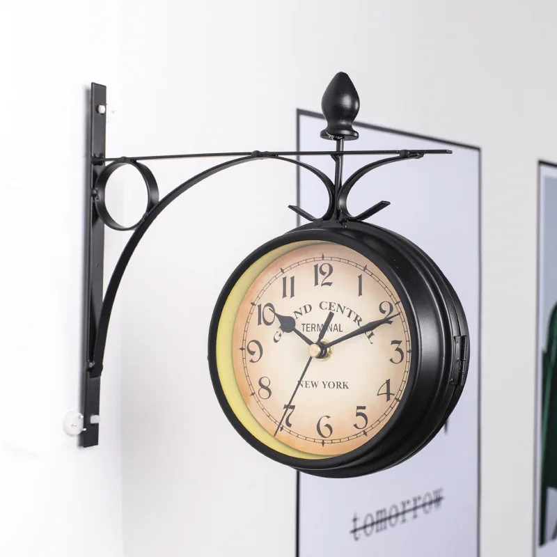 Двухсторонние настенные часы в европейском стиле креативные классические часы монохромные
