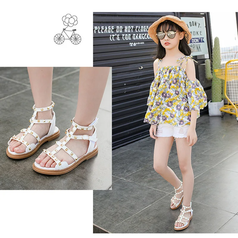 

2019 Girls Sandals Fashion Casual Girls Leather Shoes Baby Princess Shoes Dancing Flats Infant Fashion Flats Girls Rivets Shoes