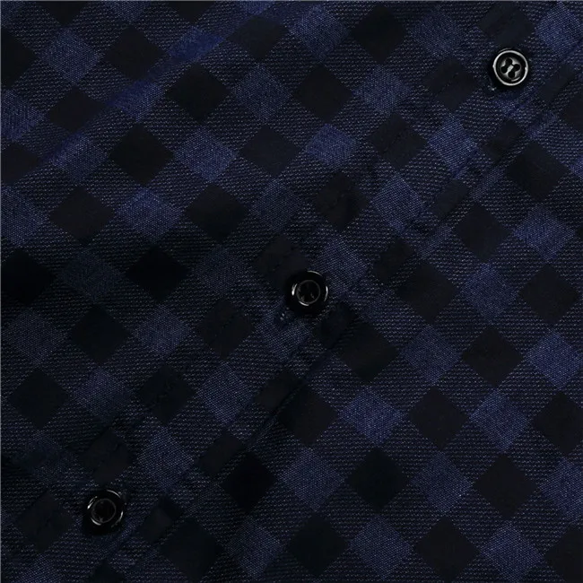 3994252990_33615125