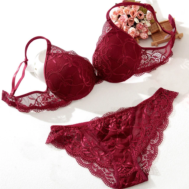 ZYDP Women's Push Up Bra Set Soft 3/4 Cup Embroidery Lace Underwear Set  (Color : RED, Size : 34C) : : Clothing, Shoes & Accessories