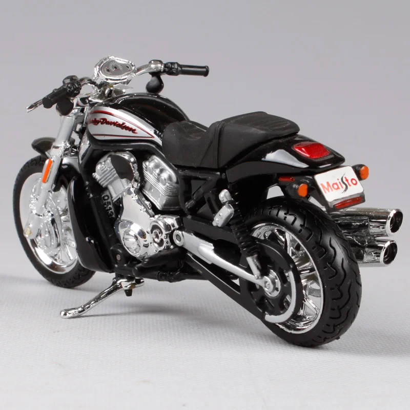 

Maisto 1:18 harley черный мотоцикл литая игрушка 2006 модель мотоцикла литой мотоцикл игрушка литой 39360