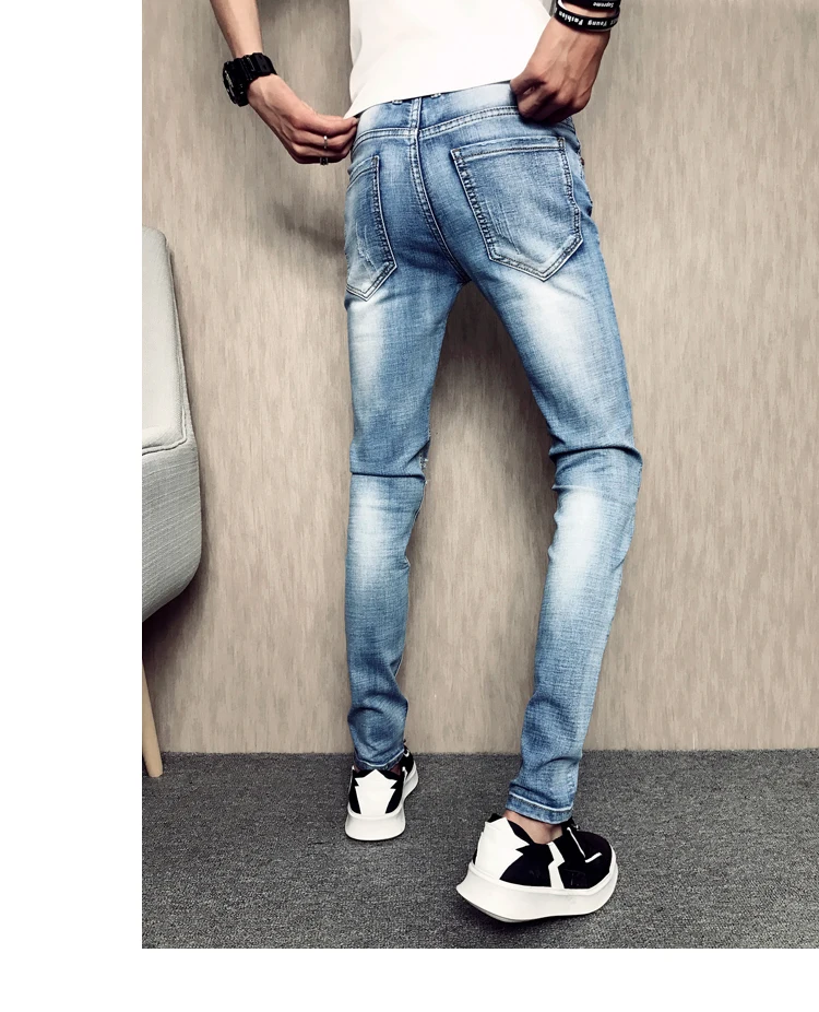 Новые летние обтягивающие джинсы Для мужчин корейской Slim Fit Повседневное рваные Для мужчин модные джинсы вышивка отверстие хип-хоп