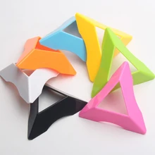 1 шт./лот, цветная Случайная, кубическая подставка, высокое качество, скоростной Магический кубик, пластиковый кубик, базовый держатель, обучающие игрушки