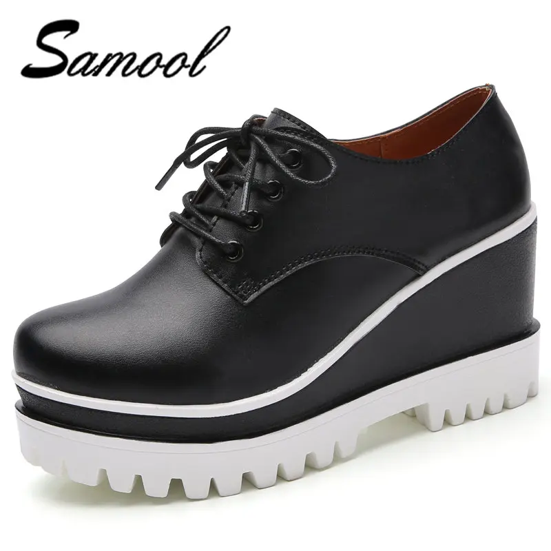 

2017 Fashion Women Platform Oxfords Brogue Flats Shoes Patent Leather Lace Up Pointed Toe Female Footwear Shoes For Women
