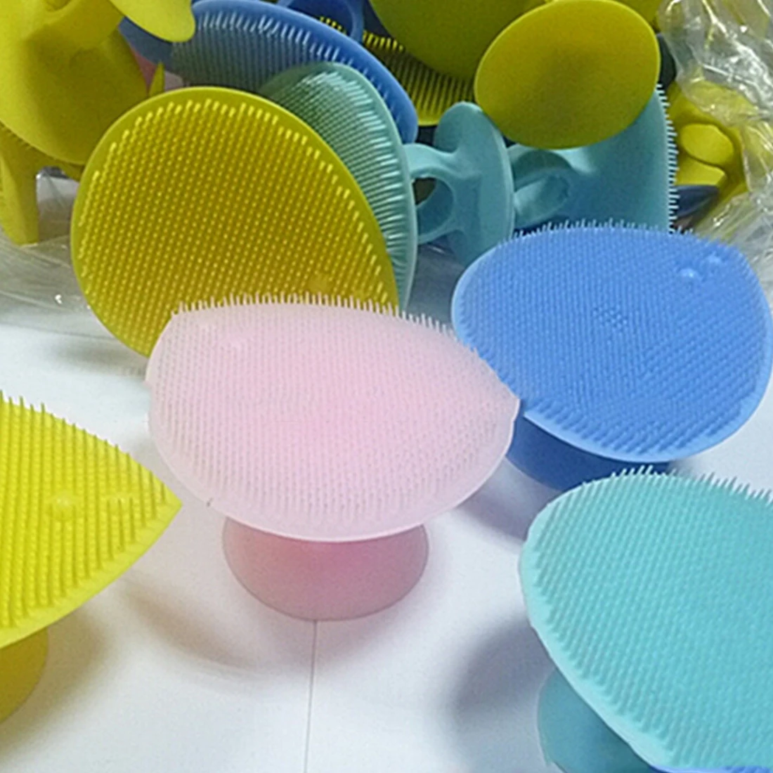 Hot 1PC Silicone Heart Shaped Face Washing Brush Facial Cleaning Pad ...