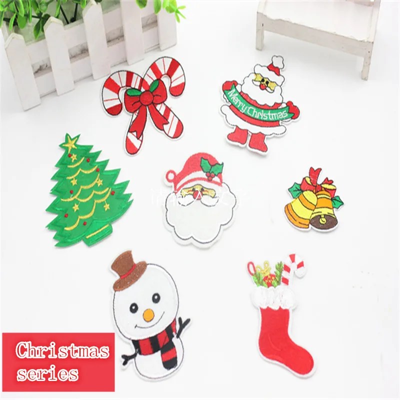 

1Pcs Christmas Style Patch For Clothing Iron On Embroidered Sew Applique Cute Patch Fabric Badge Garment DIY Apparel Accessories