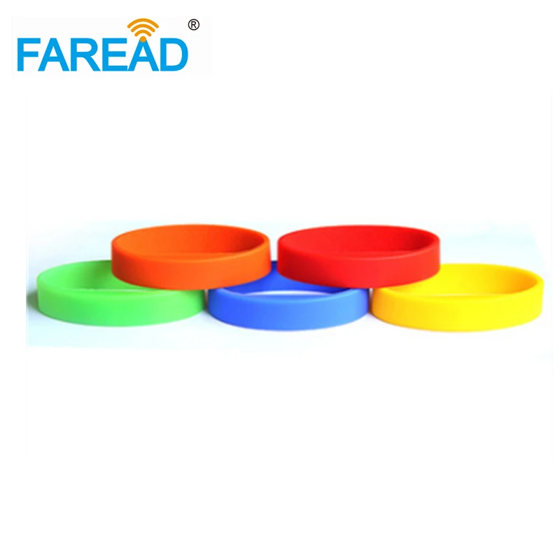 Free Shipping 100pcs/lot 125khz EM4305 RFID Wristband Bracelet Rewritable ID Card For Swimming Pool Sauna Room