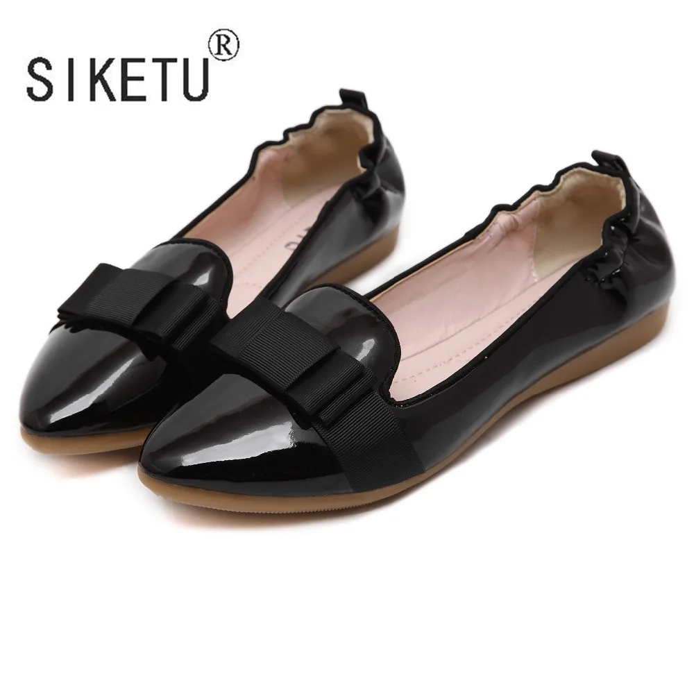 pointed toe flat loafers