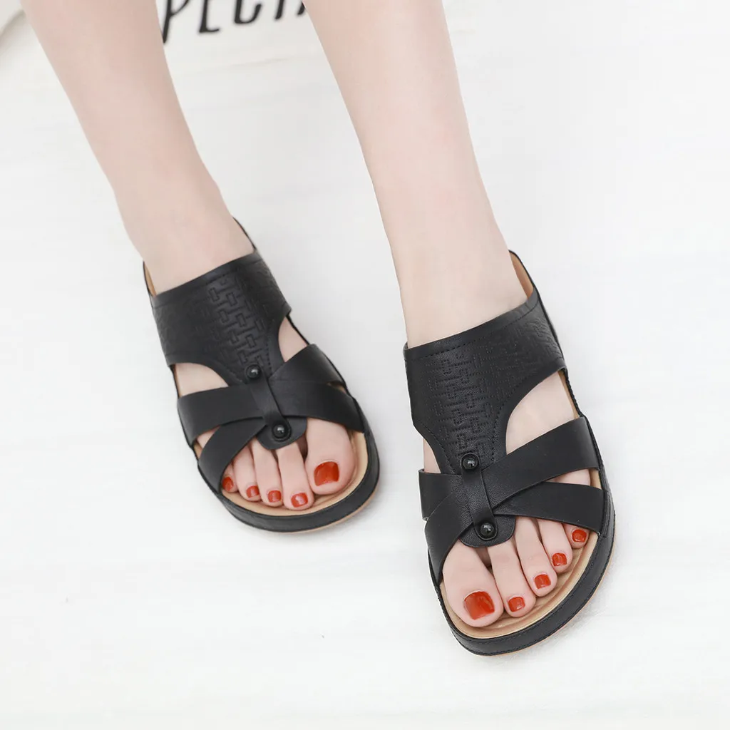 

Women Open Toe Hollow leather slippers Gladiator Bohemian Sandals Anti-Skidding Beach Slipper mom Loafers Shoes chaussures femme